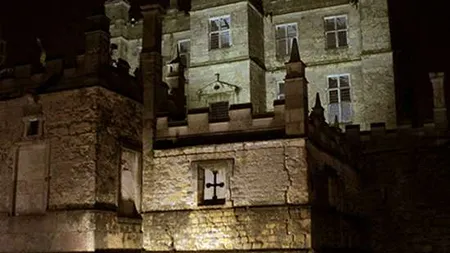 Un castel din Marea Britanie construit pe un fost cimitir, desemnat cel mai înspăimântător monument. Poveşti înfricoşătoare cu fantome