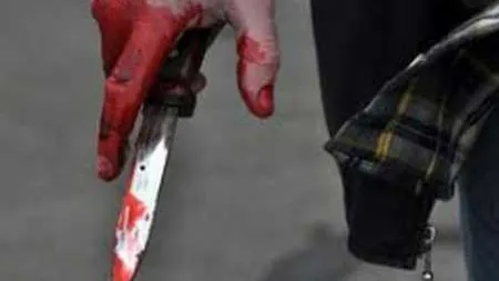 O fată înjunghiată de 20 de ori de iubit a scăpat cu viaţă cu ajutorul Facebook