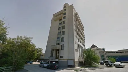Situaţie fără precedent la Galaţi. Angajaţii Fiscului, obligaţi să păzească intrarea instituţiei