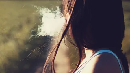 Metoda simplă prin care poţi să renunţi la fumat într-o oră. O femeie a dezvăluit trucul care i-a schimbat viaţa