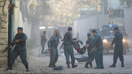 Explozie puternică în cartierul diplomatic din Kabul: Cel puţin 3 morţi şi zeci de răniţi