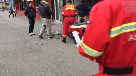 Incident în Baia Mare. Un muncitor a căzut de pe acoperişul unui bloc