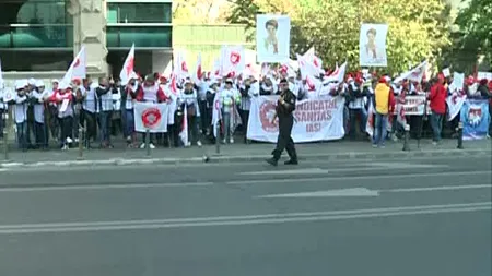 Protest în faţa Ministerului Muncii. Sindicaliştii din sănătate cer creşteri salariale pentru toţi angajaţii din domeniu