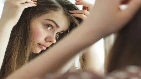 Scapă de chimicalele din cosmetice: Şampon natural pentru păr gras