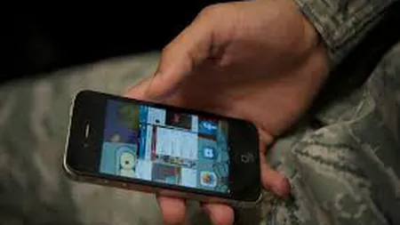 Rusia a testat armament cibernetic ce vizează telefoane mobile ale militarilor