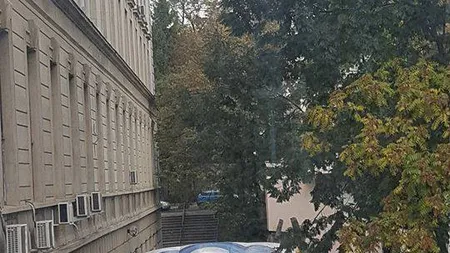Clipe de groază la Universitatea din Iaşi. O secretară a ameninţat că se sinucide