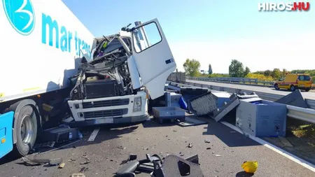 TIR românesc implicat într-un accident cumplit în Ungaria. Două persoane au murit, iar alte 15 au fost rănite