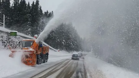 Transfăgărăşanul S-A ÎNCHIS din cauza condiţiilor meteo severe