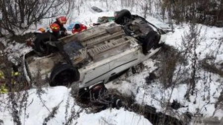 Accident grav pe DN1. Trei persoane au rămas încarcerate