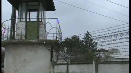 Scandal uriaş în Arestul central. Poliţiştii fac o anchetă după ce un angajat ar fi avut o relaţie cu o femeie încarcerată