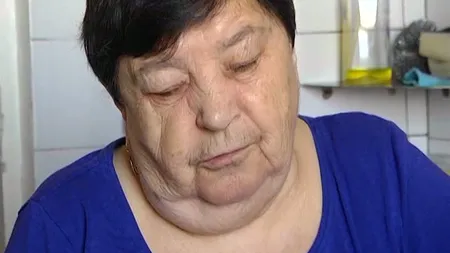 Nevăzătoare din naştere pusă pe drumuri pentru a demonstra că nu şi-a recuperat vederea