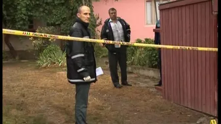 Tânără găsită îngheţată în podul casei