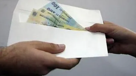 Un medic ginecolog dintr-un spital din Timişoara a fost prins în flagrant în timp ce lua mită