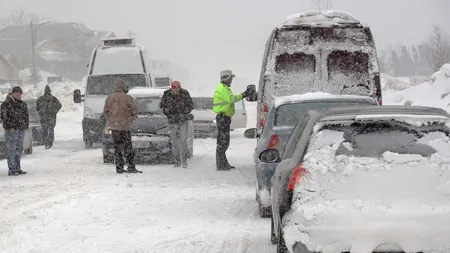 Prognoza meteo: Vremea se răceşte din weekend. Revin ploile şi ninsorile