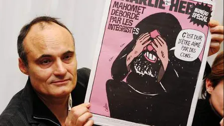 Un individ a încercat să îl agreseze pe fostul director al publicaţiei satirice franceze Charlie Hebdo