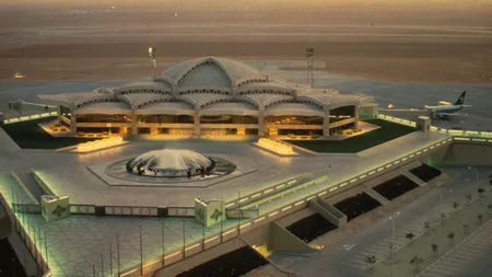 Principalul aeroport din Arabia Saudită, ţinta unei rachete balistice. Atacul a venit dinspre Yemen
