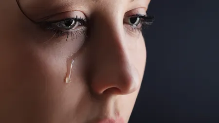 S-a îmbătat, apoi a plecat în dormitor unde a făcut amor cu soţul său. Dimineaţă a avut un ŞOC
