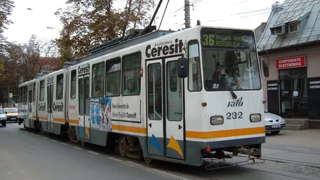 Circulaţia tramvaielor pe linia 36, oprită mai bine de o oră după ce unui călător i s-a făcut rău