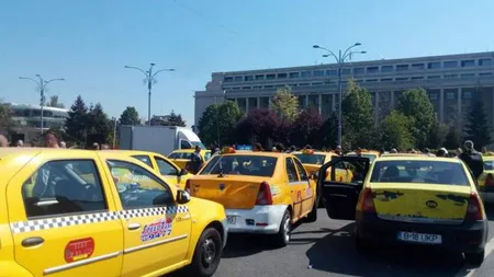 5.000 de taximetrişti vor să ocupe Piaţa Victoriei într-un miting împotriva Uber şi Taxify