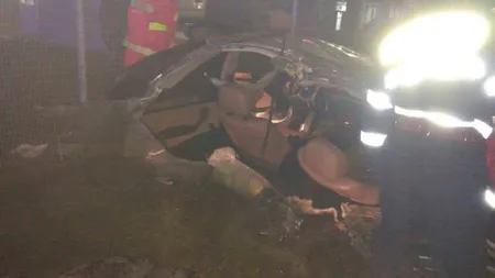 Tragedie rutieră la final de minivacanţă. O femeie şi copilul său de 10 ani au murit într-un accident, în Prahova