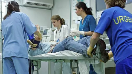 Asistenţa medicală de urgenţă este asigurată în Capitală de nouă spitale şi de Serviciul de Ambulanţă