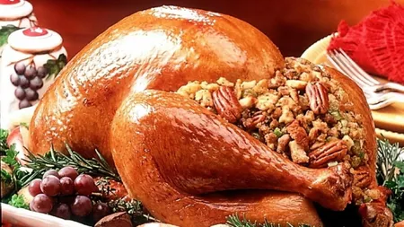 FRIPTURA DE CURCAN pentru masa de Revelion. 5 reţete de friptură de curcan pentru Anul Nou 2018