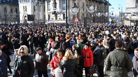 Circa 8.000 de membri PSD s-au adunat la Craiova pentru a aduce un omagiu regelui Mihai