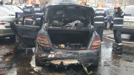 Maşină în flăcări pe bulevardul Unirii, şoferul a alimentat greşit