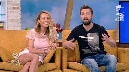 Dani Oţil şi Flavia Mihăşan, SHOW SEXY în direct la tv FOTO