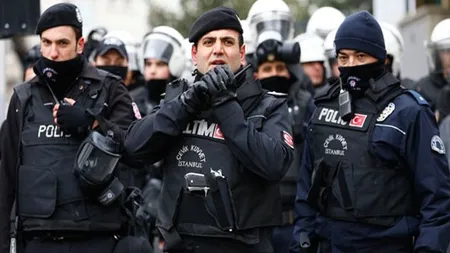 Douăsprezece persoane bănuite de legături cu Statul Islamic au fost arestate de poliţia turcă
