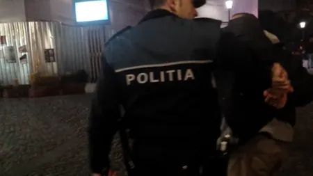 Un nou caz revoltător de agresiune. Un poliţist în misune a fost lovit cu bâta în cap