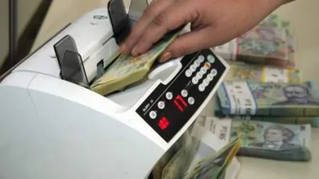 Prime de Crăciun pentru mii de angajaţi din România