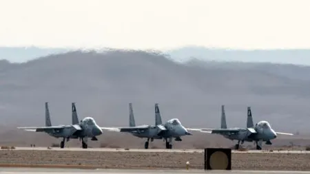 Bombardamente aeriene israeliene asupra poziţiilor militare ale Hamasului în Fâşia Gaza. Doi morţi şi mai mulţi răniţi