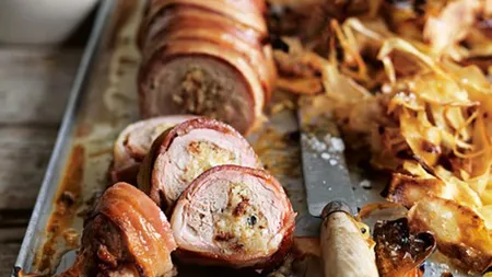 REŢETA ZILEI: Ruladă din carne de porc cu brânză
