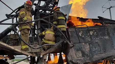 Incendiul de la sonda din Satu Mare: Au loc operaţiuni ample de pregătire a intervenţiei