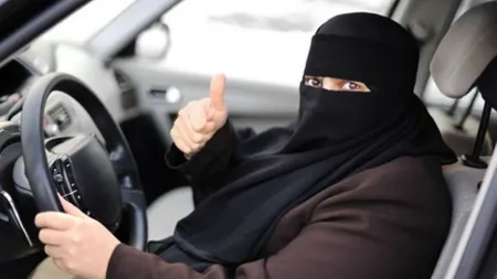 Veste mare pentru femeile din Arabia Saudită. Pot conduce motociclete şi camioane