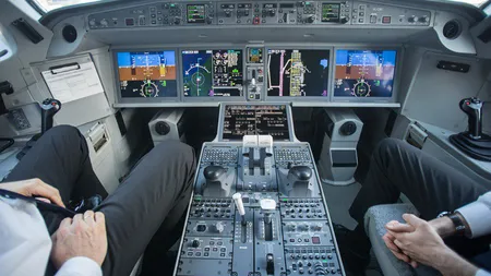 Pilot beat, arestat chiar înainte de decolare. Se pregătea de un zbor lung de 11 ore