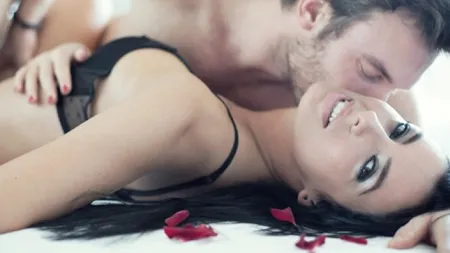 6 partide de sex pe care orice fată ar trebui să le experimenteze