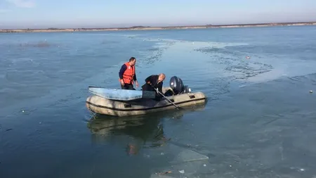 Tragedie în Ialomiţa. Un bărbat care a ieşit pe lac cu o barcă improvizată a murit înecat