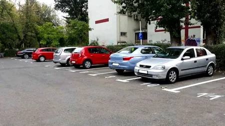 Cât costă taxa de parcare de reşedinţă în Bucureşti, în fiecare sector. Locuitorii din ce sectoare trebuie să-şi reînnoiască contractul