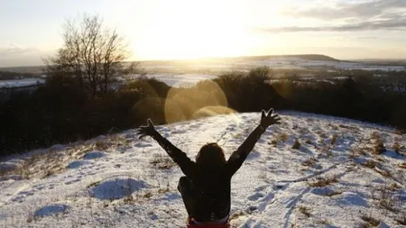 PROGNOZA METEO. După temperaturile de primăvară, iarna începe să îşi intre în drepturi