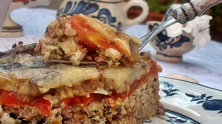 Musaca cu vinete si carne tocata. Tu cand ai facut ultima oara?