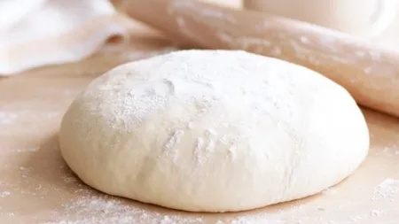 Aluat pizza. Secretele unui aluat de pizza ca la pizzeriile celebre