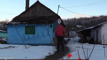Sex cu bunica în pat. Amanta a fost înjunghiată de iubita geloasă