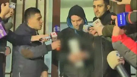 Tatăl copiilor abuzaţi sexual de poliţistul pedofil: Fetiţa ne-a arătat unde a pupat-o