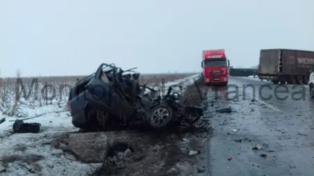 Accident grav pe DN2. Un bărbat s-a sinucis după ce şi-a înjunghiat soţia