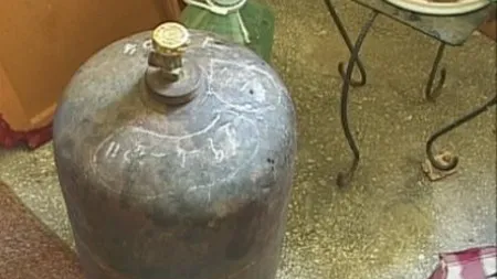Un bărbat a fost rănit după ce o butelie a explodat într-o locuinţă din Constanţa