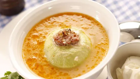 Ciorbă de gulii umplute
