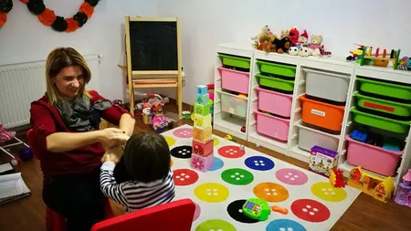 Semne autism. Zece semnale de alarmă în autism