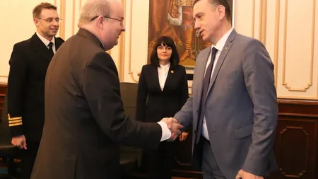 Mihai Fifor, ministrul Apărării, s-a întâlnit cu ambasadorul britanic Paul Brummell